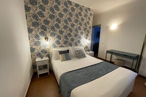 1 slaapkamer, een strijkplank/strijkijzer, wifi, beddengoed