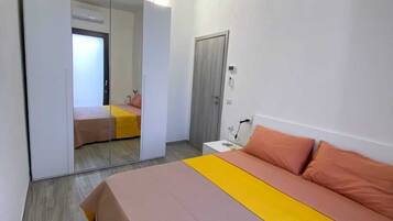 2 camere, ferro/asse da stiro, Wi-Fi, lenzuola