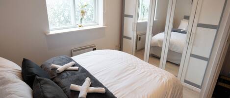 1 quarto, ferros/tábuas de passar roupa, Wi-Fi, roupa de cama