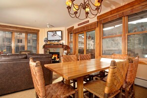 Dining - Cozy 1-Bedroom Condo with River Run Views (Dillon)