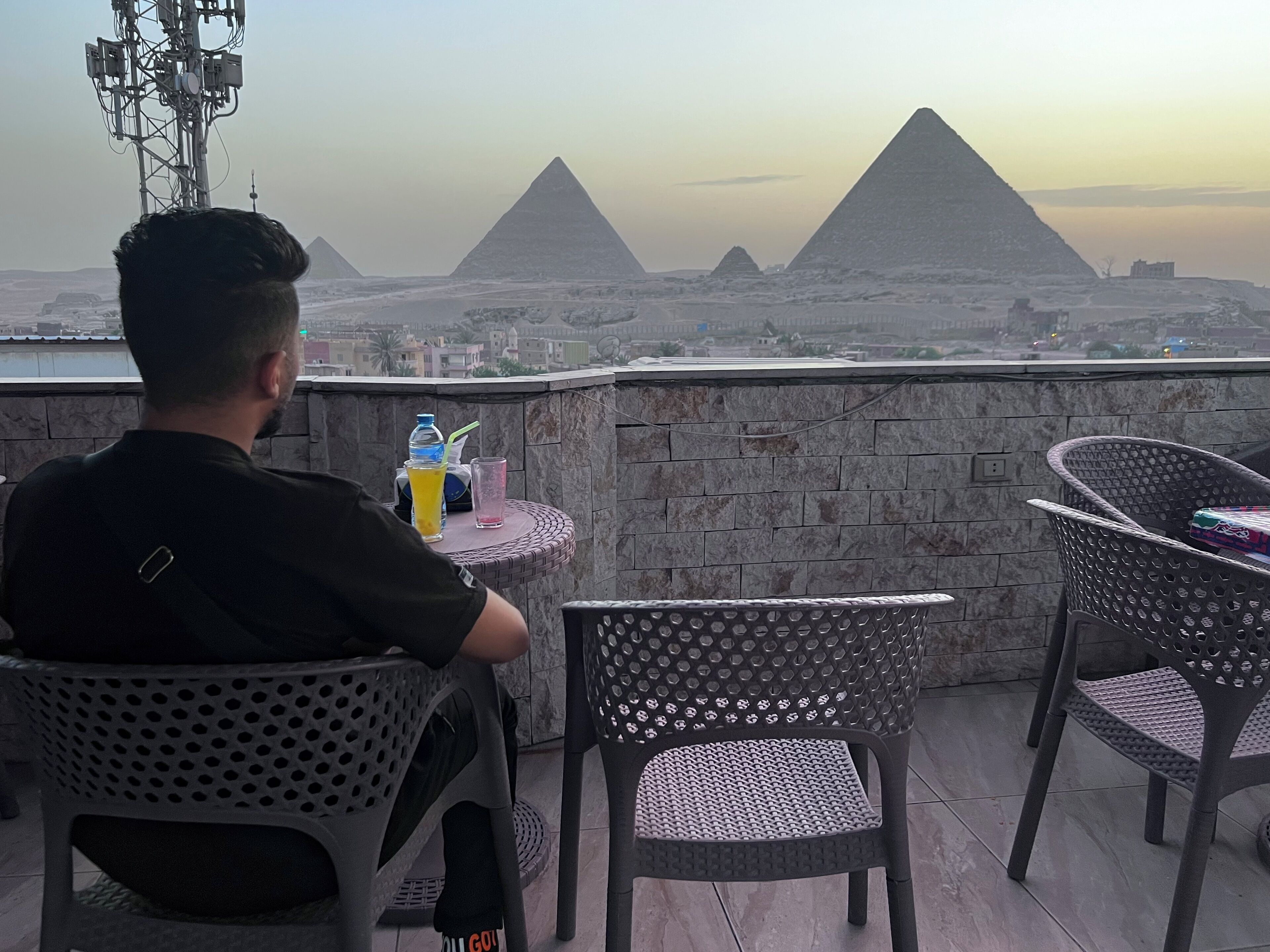 Foto - Pyramids hills view