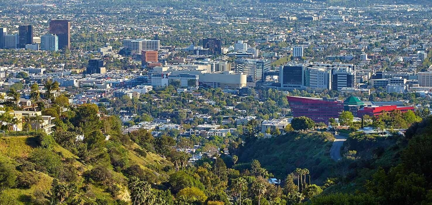Sunset & LA Cienega, Walk everywhere, free parking, city views, washer dryer.