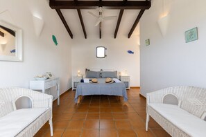 4 camere, ferro/asse da stiro, Wi-Fi gratuito, lenzuola