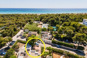 Exterior - Holiday Home 'Villetta Pinetata 452' with Private Terrace and Air Conditioning (UGENTO)