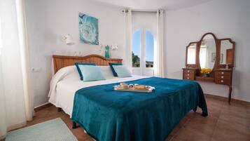 3 habitaciones, tabla de planchar con plancha y wifi gratis