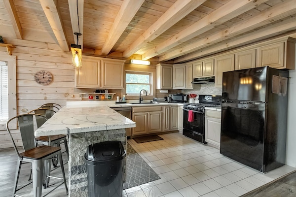 Mikrowelle, Ofen, Herdplatte, Geschirrspüler