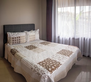 Sábanas de algodón egipcio, ropa de cama de alta calidad y cubrecamas 