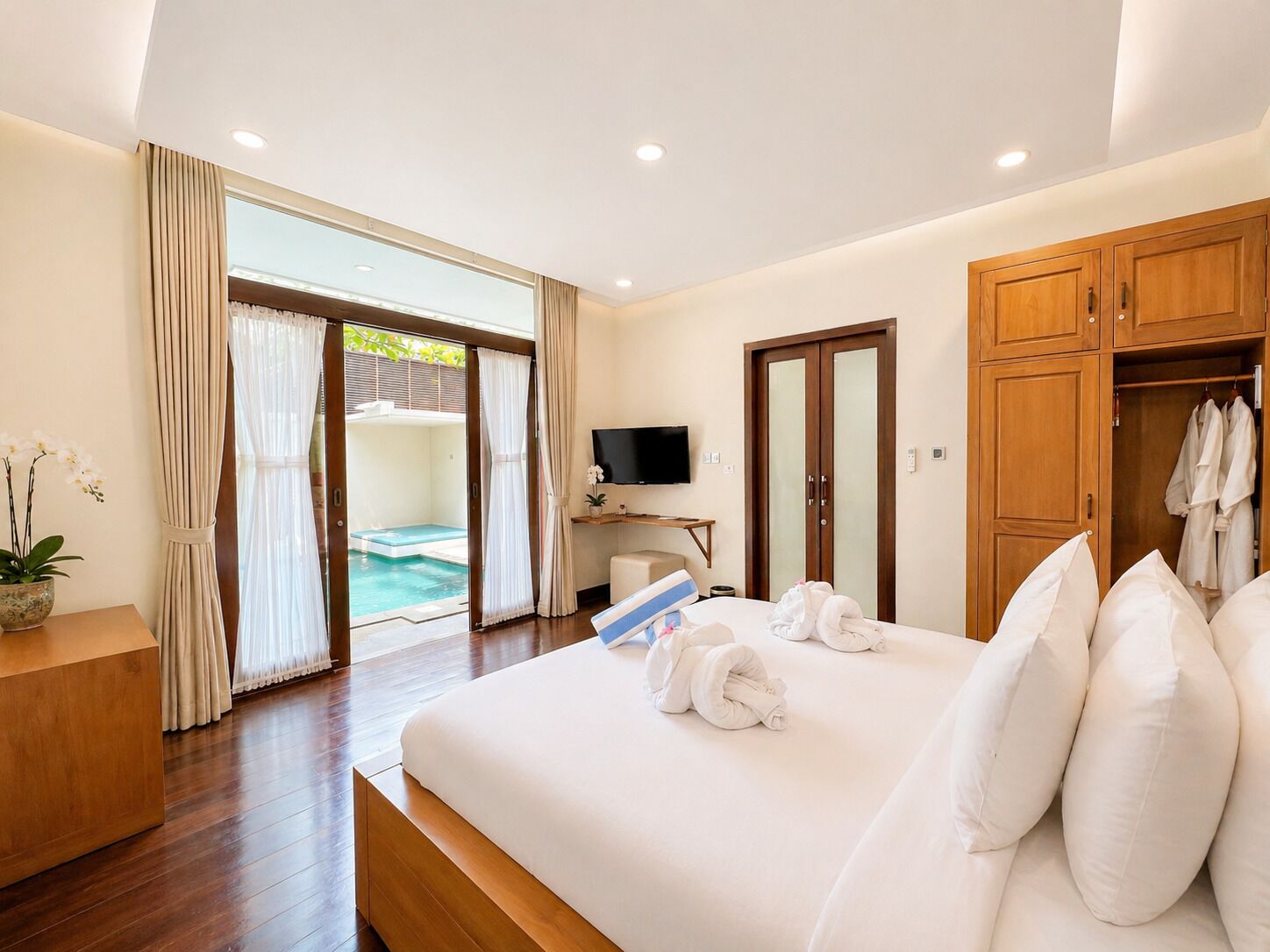Sanctuary Two Bedroom Villa | Free minibar items, in-room safe, individually furnished, desk