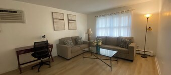 Affordable stay near EWR airport, Met Life, and American Dream Mall. Book today!