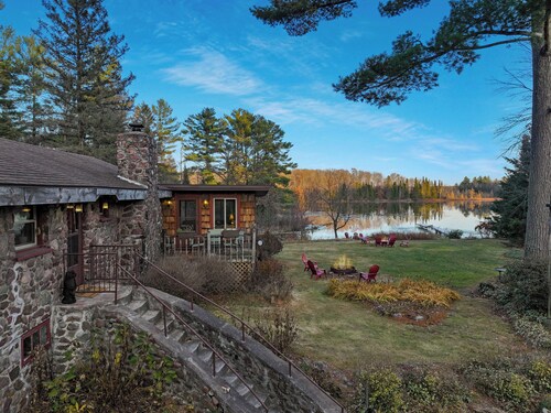 Lakeside Serenity: Your Perfect Northwoods Exhale