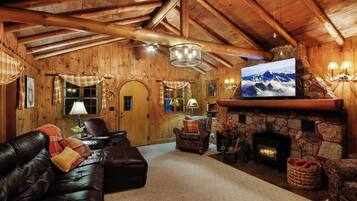 Smart TV, fireplace, foosball, table tennis
