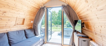 Kyloe Glamping Pod (Pet Friendly)