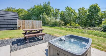 Kyloe Glamping Pod (Pet Friendly)