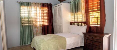 3 sovrum, strykjärn/strykbräda, wi-fi och sängkläder