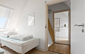2 bedrooms, free WiFi