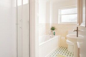 Casa, vistas a la ciudad | Baño