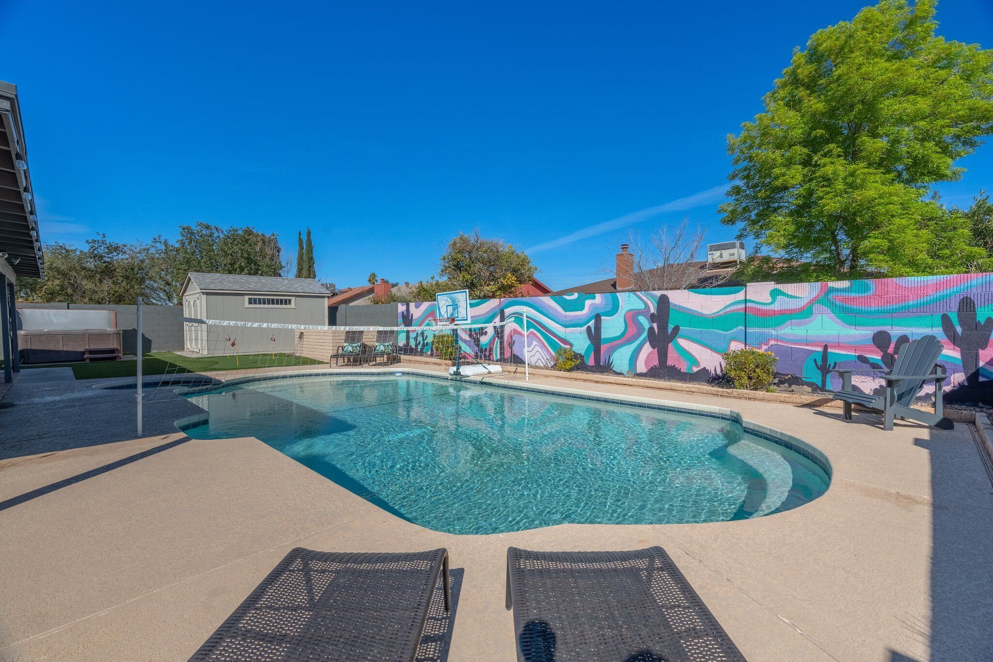 4 Bedroom w/ Heated Pool, Hot Tub, Air Hockey. Near ASU, Hiking & Golf