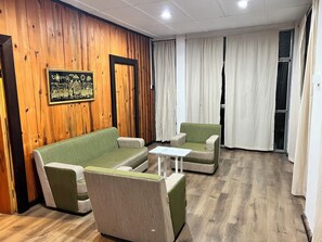 Apartment, 3 Bedrooms, Garden View | Living area - The Hideaway in Kandy (Kandy)