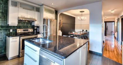 Spacious 3BR in Downtown Montreal