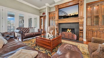 3 bedrooms, Internet