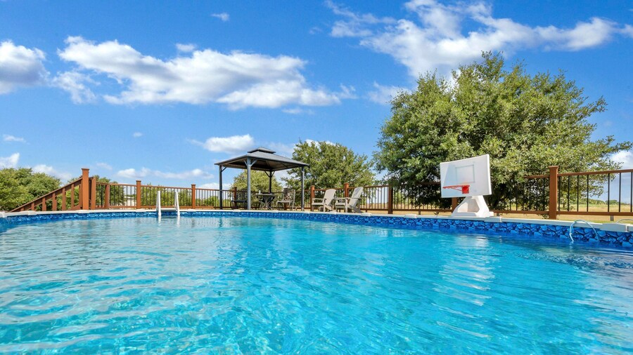 New Epic House-pool-theatre-hot Tub-game Room
