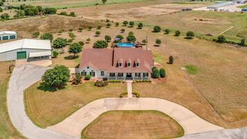 House | 3 bedrooms, Internet