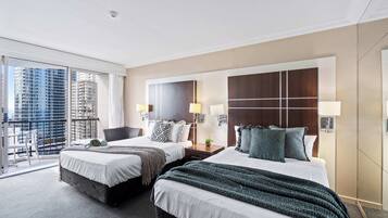 BĂŒgeleisen/BĂŒgelbrett, BettwĂ€sche