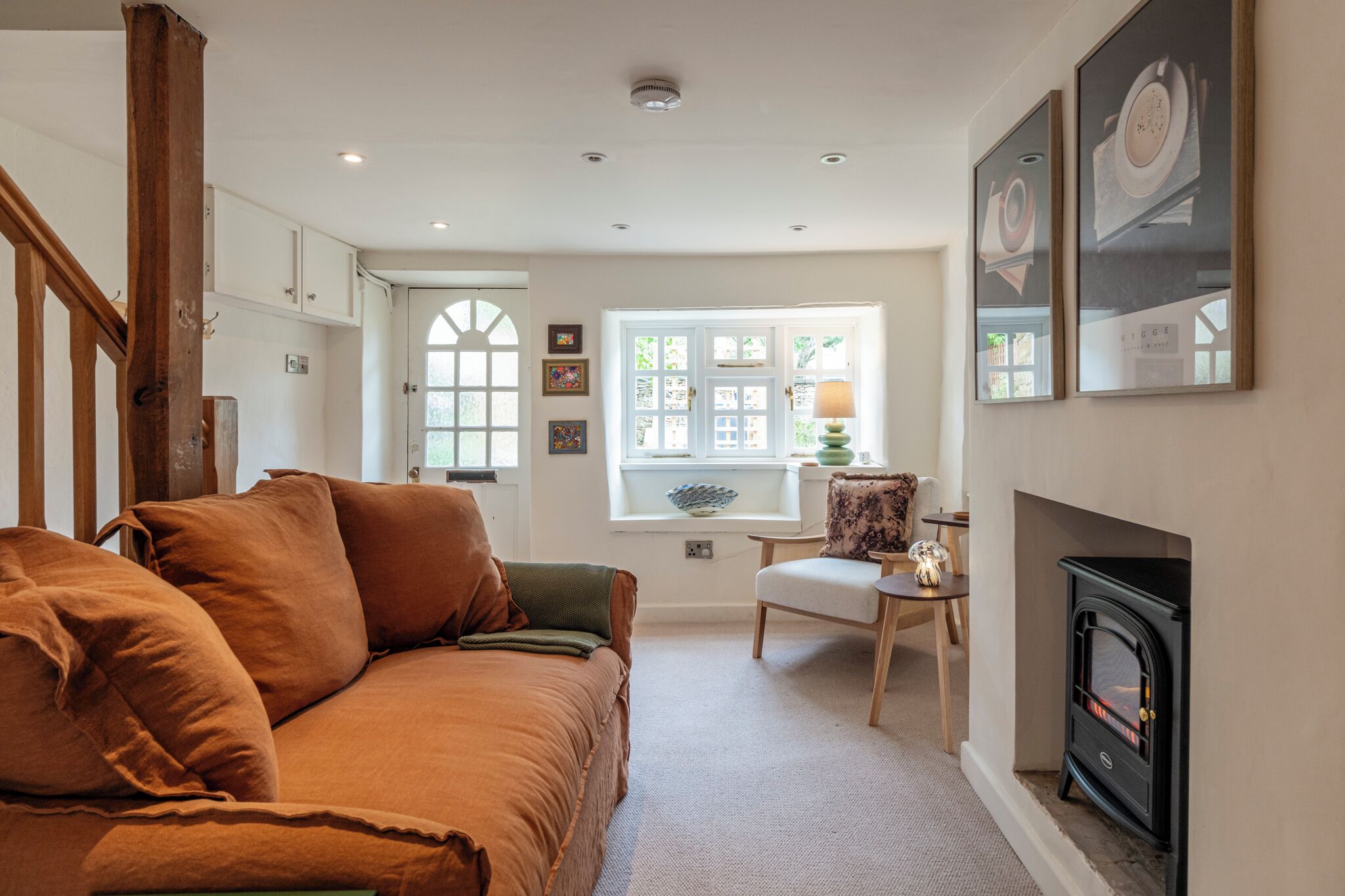 House, Patio, City View | Living area