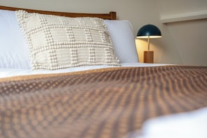 2 bedrooms, iron/ironing board, free WiFi - Cosy 2BD Cottage Near Daylesford (Chipping Norton)