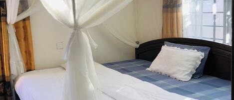 3 bedrooms, bed sheets