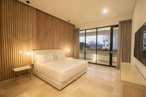 11 bedrooms, WiFi, bed sheets