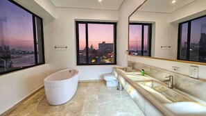 Shower, towels