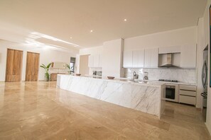 Mikrovågsugn och spishäll