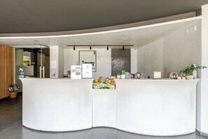 Lobby - Modern 61m² Apt - Central Chalong/ Fast WiFi (Phuket)