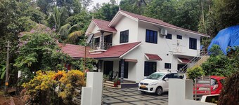 Munnar Village Homes - A pure Village Home Stay
