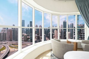 Interior - Stunning Panoramic Sea & Marina City Skyline View (Dubai)