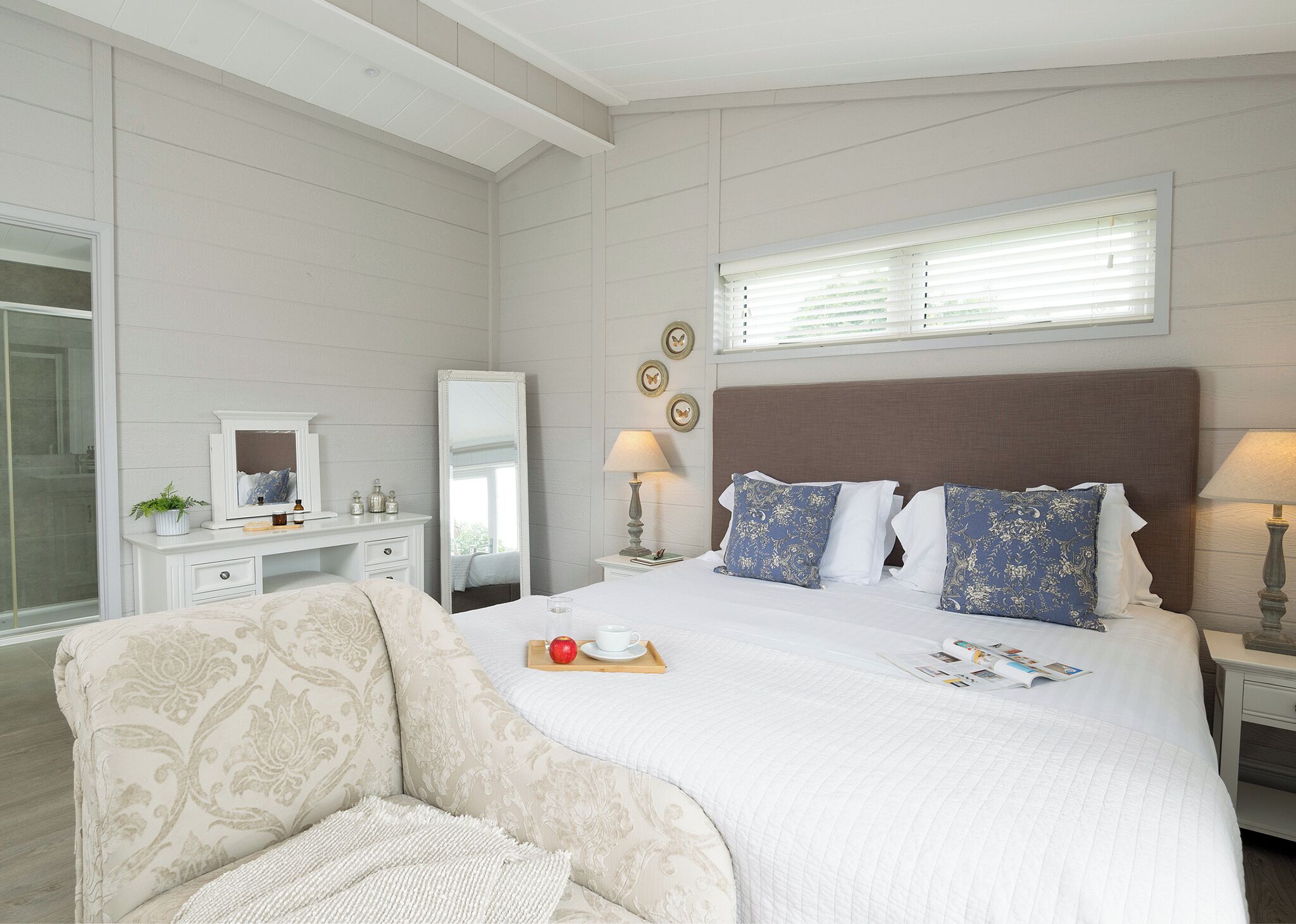 2 bedrooms