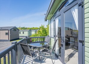 Outdoor dining - Coldstream Retreat - 3 Bedroom (Pet Friendly) (Coldstream)