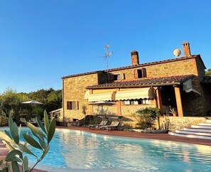 Udendørs pool