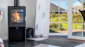 Interior - "Winona" - 600m from the sea by Interhome (Løkken)