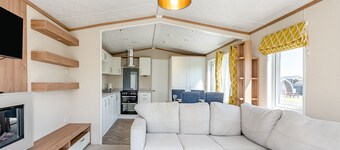 Cheviot Retreat - 2 Bedroom (Pet Friendly)