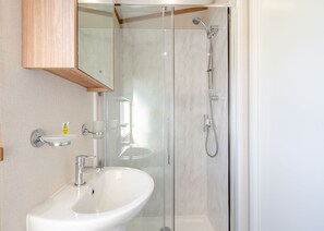 Bathroom - Cheviot Retreat - 2 Bedroom (Pet Friendly) (Coldstream)