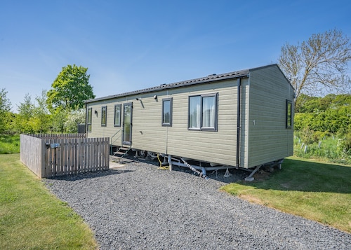 Cheviot Retreat - 2 Bedroom (Pet Friendly)