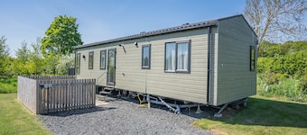 Cheviot Retreat - 2 Bedroom (Pet Friendly)