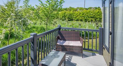 Cheviot Retreat - 2 Bedroom (Pet Friendly)