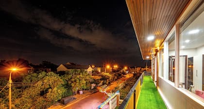 Hestia HaMy Beach House