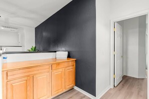 Interior - Beautiful Vacation Home Near Goodyear Attractions (Goodyear)