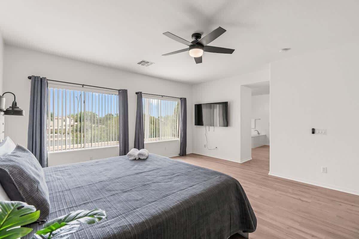 5 bedrooms, WiFi