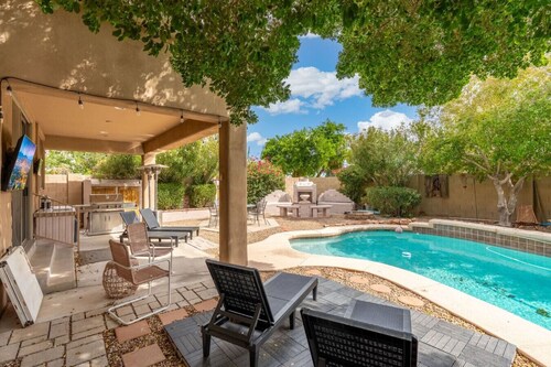 Beautiful Extravagant Home in Goodyear