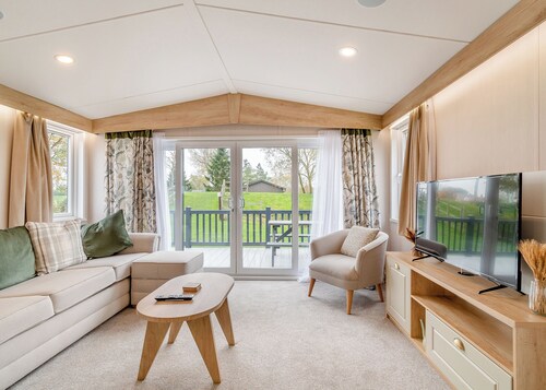 Family and dog friendly lodge.